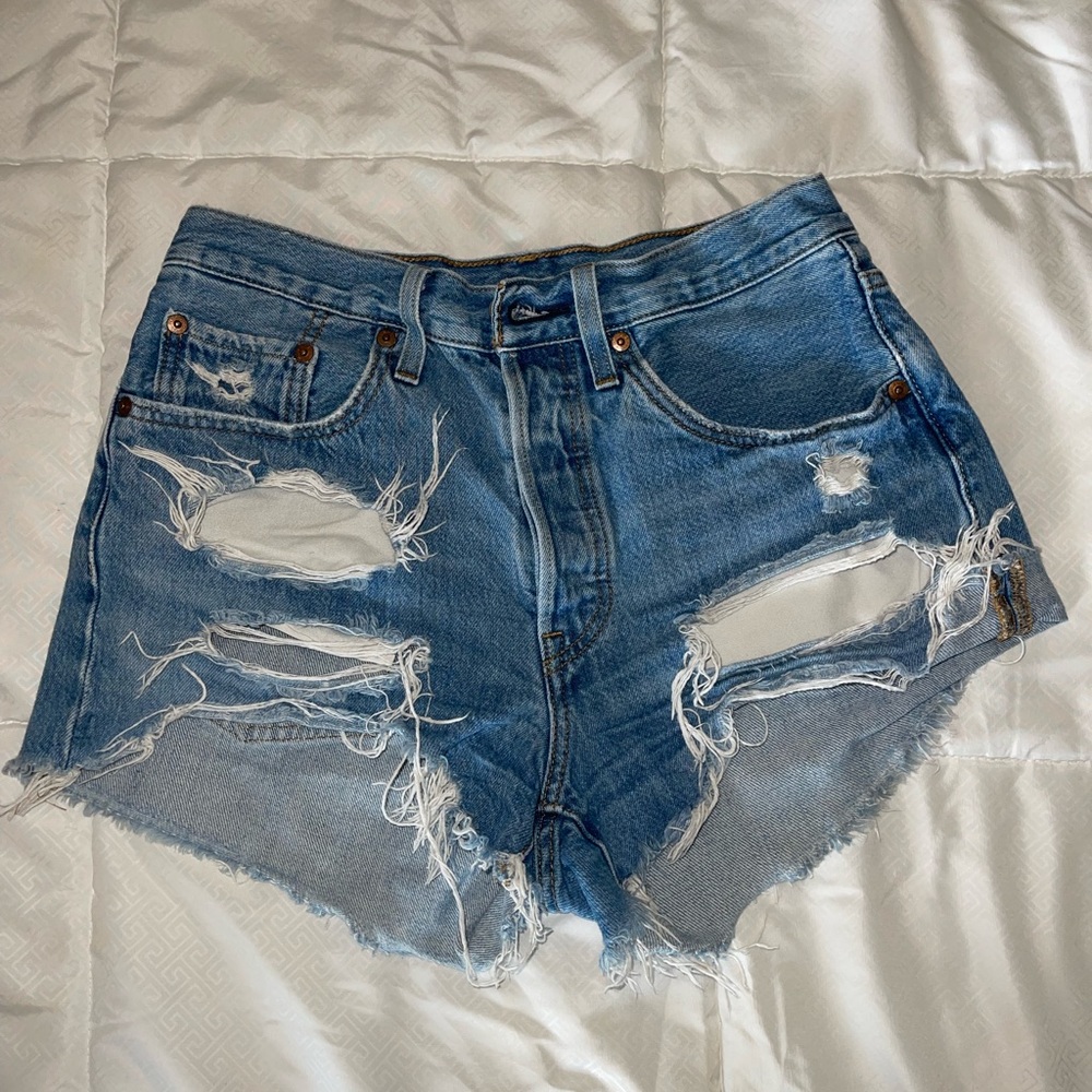 Levi jean shorts